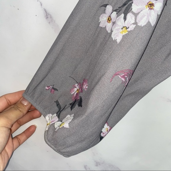 Torrid Gray Blouse With Pink/ White Flower Print - Picture 6 of 9